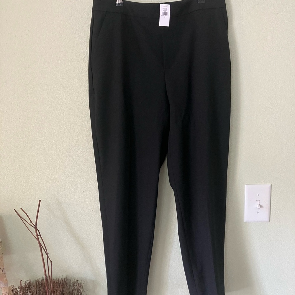 NWT Banana Republic black Hayden pull on pants